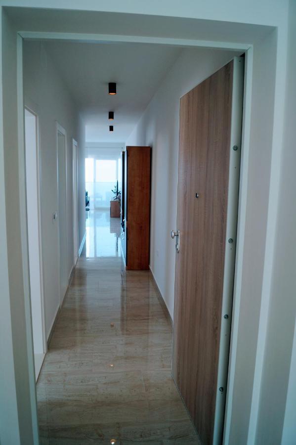 Apartment Ivona With Beautiful Seaview Makarská Exteriér fotografie